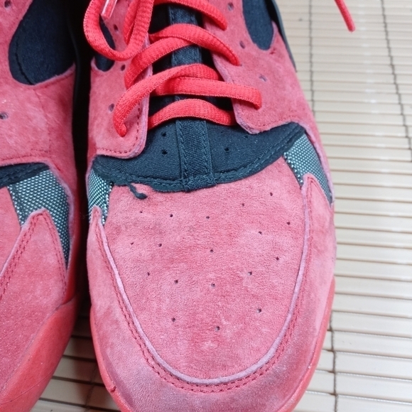 Nike Air Huarache University Red Black Sz 12.  705005-600 Love Hate Bulls a22pem main image 9